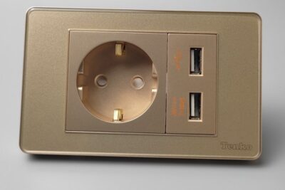 Ổ Cắm USB Âm Tường 1 Chiều và 2 Chiều Cao Cấp TENKO TK-C9-065 Vàng