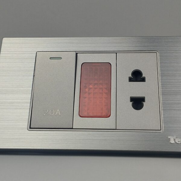 Ổ Cắm Và Công Tắc Điện 20A Công Suất Cao Cho Nóng lạnh Và Điều Hòa Âm Tường Mặt Kim Loại Tenko TK-C7N-080