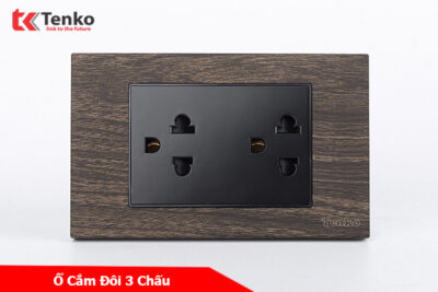 Ổ Cắm Điện Đôi 3 Chấu Âm Tường Vân Gỗ Có Màng Che Chống Giật Tenko TK-C6A-043