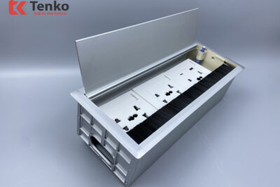 Hộp Điện Âm Bàn Họp Đa Năng Tích Hợp USB Box Nhôm Nguyên Khối Tenko TK-AB3S-03