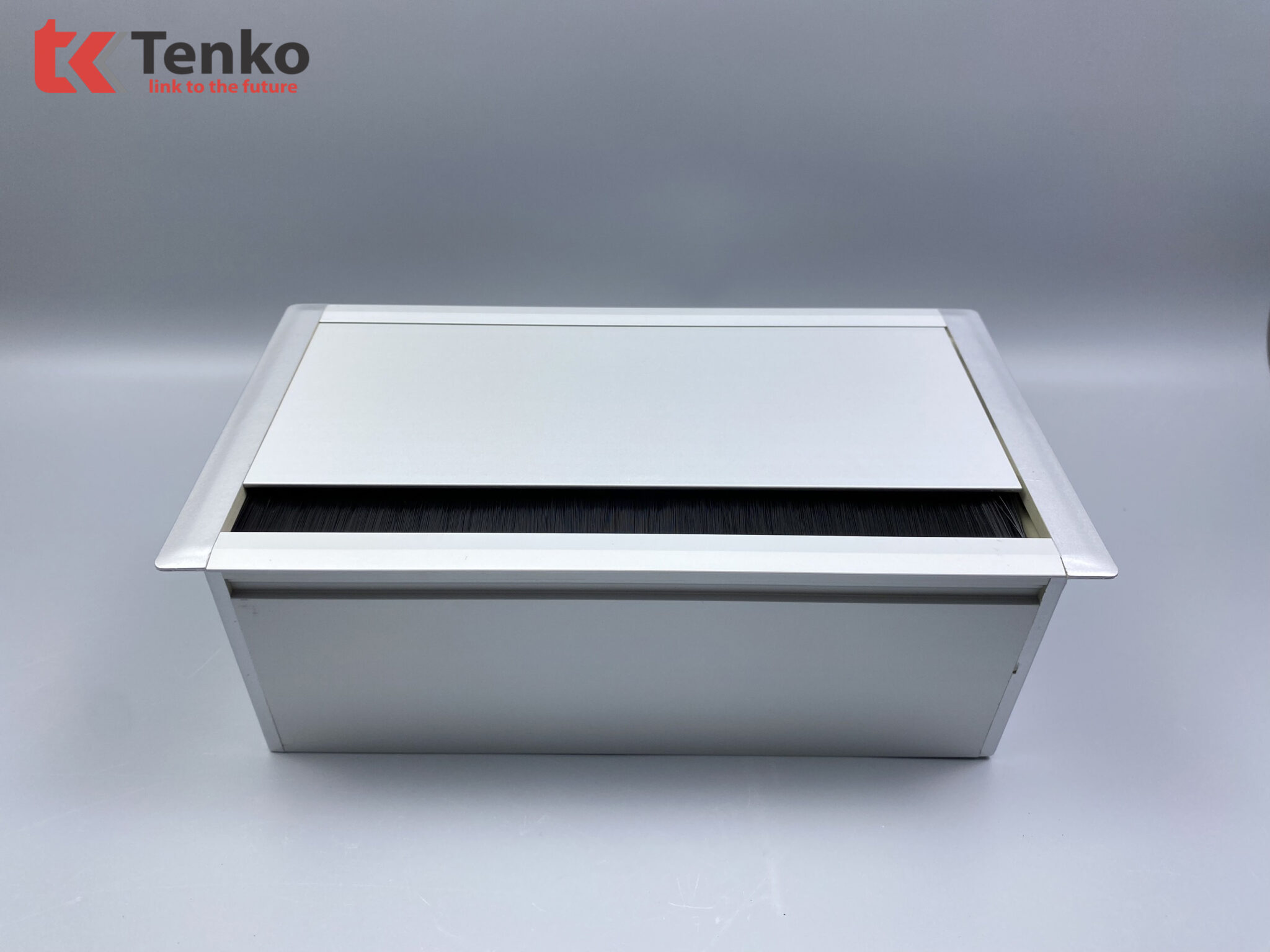 Hộp Điện Âm Bàn Họp 2 Ổ Cắm Đa Năng, Box Nhôm Nguyên Khối Tenko TK-AB2S ...