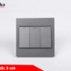 Công Tắc Vuông 3 Nút Mặt Nhựa ABS – Giải Pháp Điều Khiển Điện Hiện Đại, Bền Bỉ