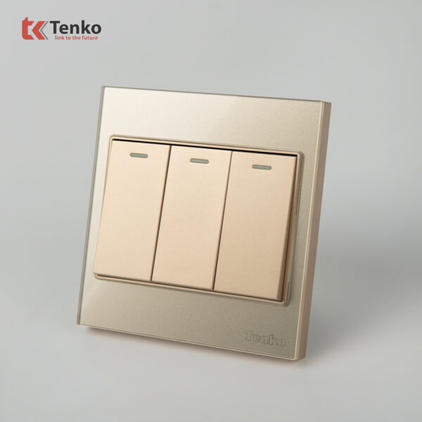 Công Tắc 3 Nút Mặt Kính Cường Lực Tenko TK-V18-03 – Giải Pháp Điều Khiển Điện Hiện Đại, Bền Bỉ Màu Vàng