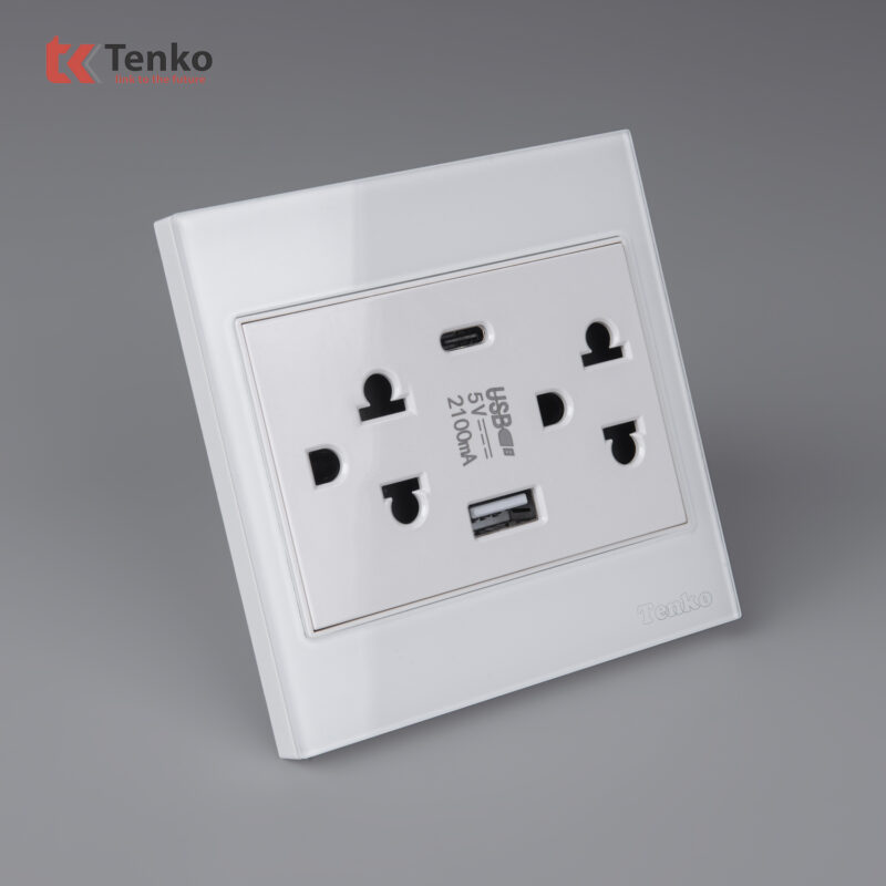 Ổ Cắm Đôi 3 Chấu + USB + Type C Kính Cường Lực Tenko TK-V18-045 – Giải Pháp Điều Khiển Điện Hiện Đại, Bền Bỉ