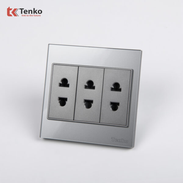 Ổ Cắm Điện Kính Cường Lực Tenko TK-V18-020 – Giải Pháp Điều Khiển Điện Hiện Đại, Bền Bỉ