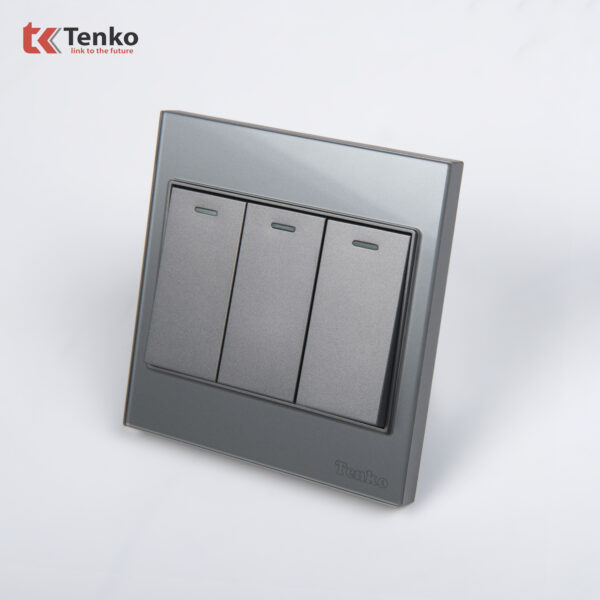 Công Tắc 3 Nút Mặt Kính Cường Lực Tenko TK-V18-03 – Giải Pháp Điều Khiển Điện Hiện Đại, Bền Bỉ