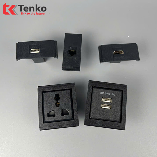 Hộp Ổ Cắm Âm Bàn Hợp Kim Nhôm Tenko TK-D4S Đen