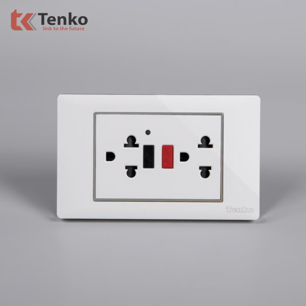 Ổ Cắm Chống Chập, Chống Dò Điện Mặt Nhựa Trắng Viền Bạc Tenko TK-C27-19